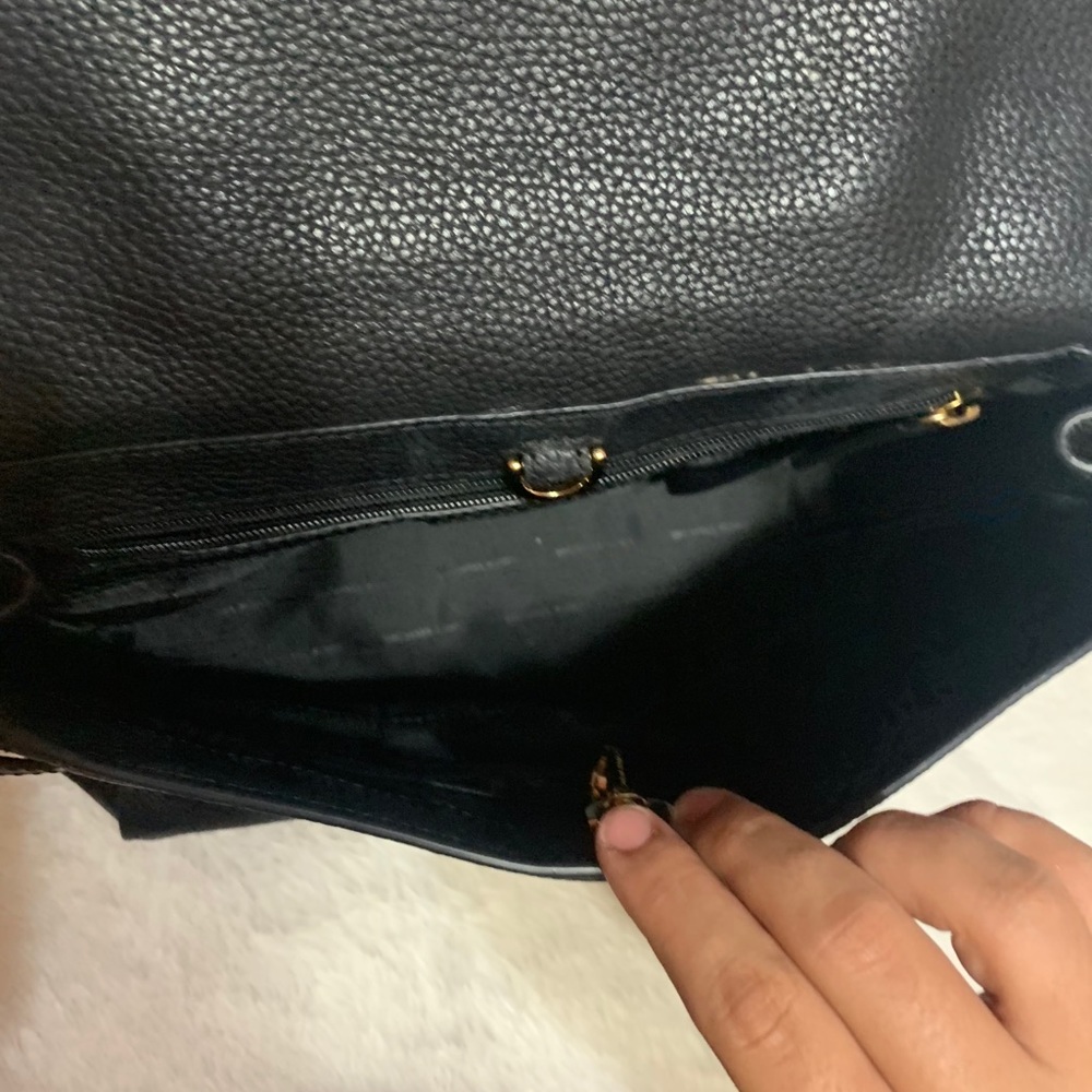 Michael kors metallic gold and black crossbody - Picture 6 of 9